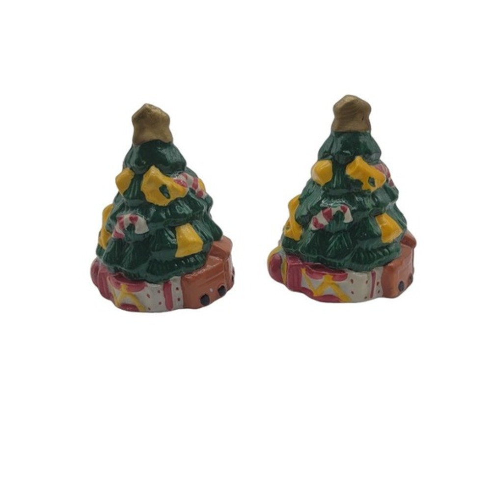 Hometrends Earthenware‎ Christmas Tree Salt & Pepper Shakers
